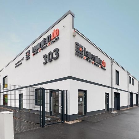 Monteurzimmer Berlin Pankow Mit Dachterrasse - Nur 10 Min. Von Der A10 - 3 Zimmer/ 7 Betten Εξωτερικό φωτογραφία
