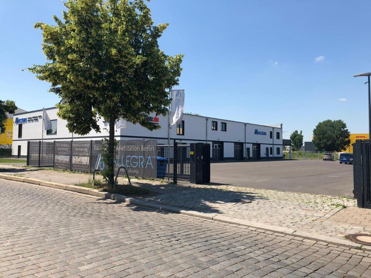 Monteurzimmer Berlin Pankow Mit Dachterrasse - Nur 10 Min. Von Der A10 - 3 Zimmer/ 7 Betten Εξωτερικό φωτογραφία